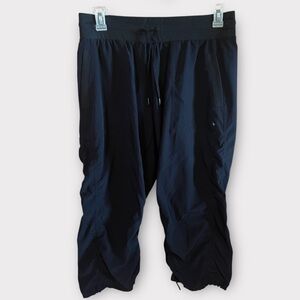 Spyder Active Women’s Large Black Cinch Knee Cropped Pants